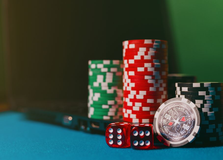 Online Casino: Spielautomaten und Live-Spiele im Überblick