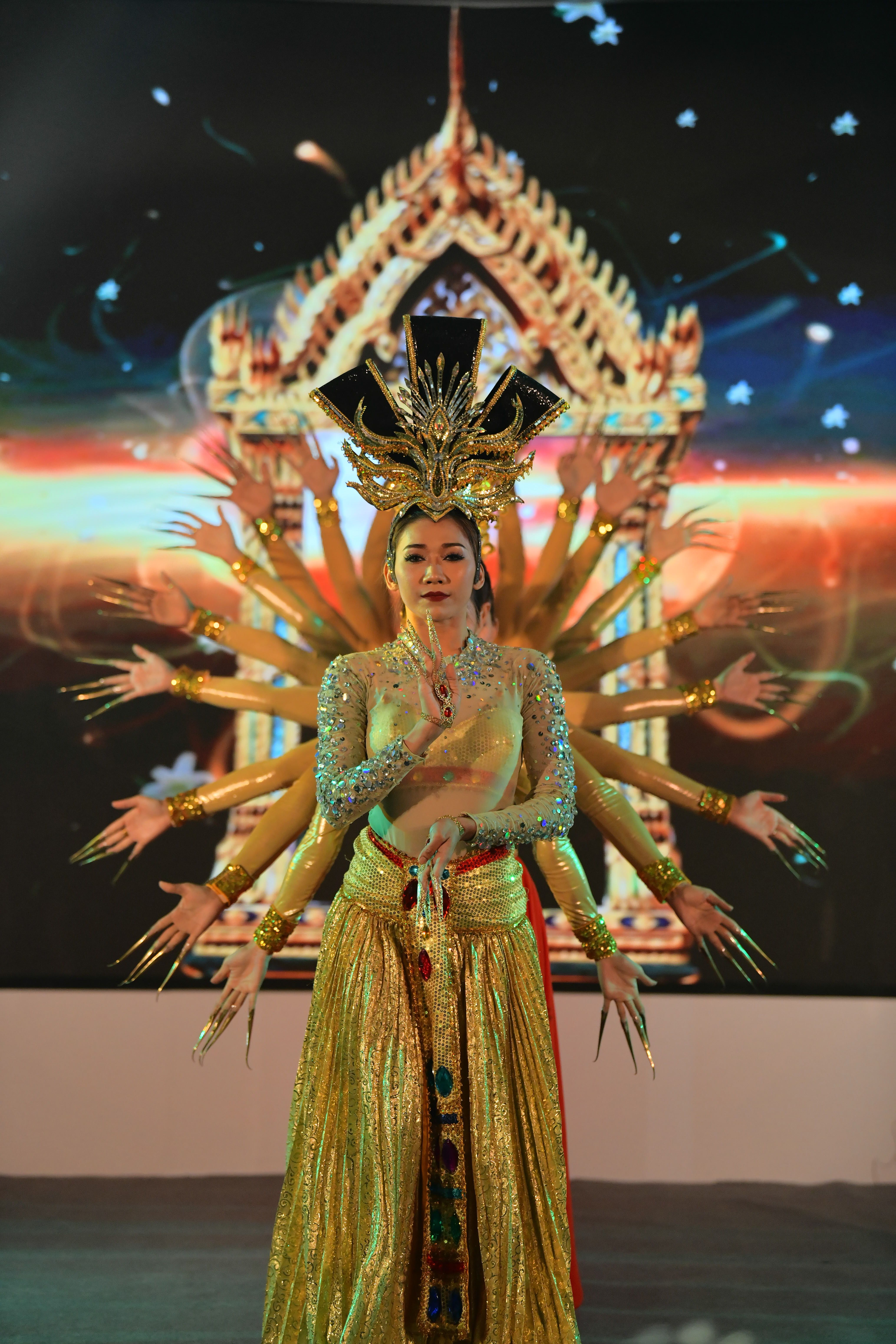 Alcazar Cabaret Show 6
