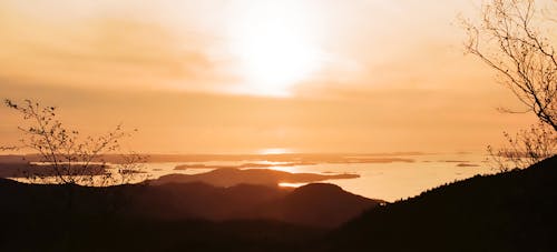 Photos gratuites de beau coucher de soleil, film 35mm, montagnes