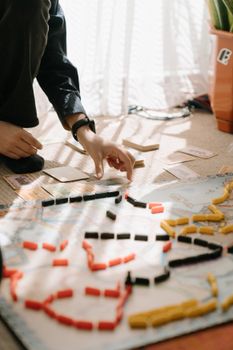 A player timing the Fortunes Weave mechanics during a high-stakes battle.