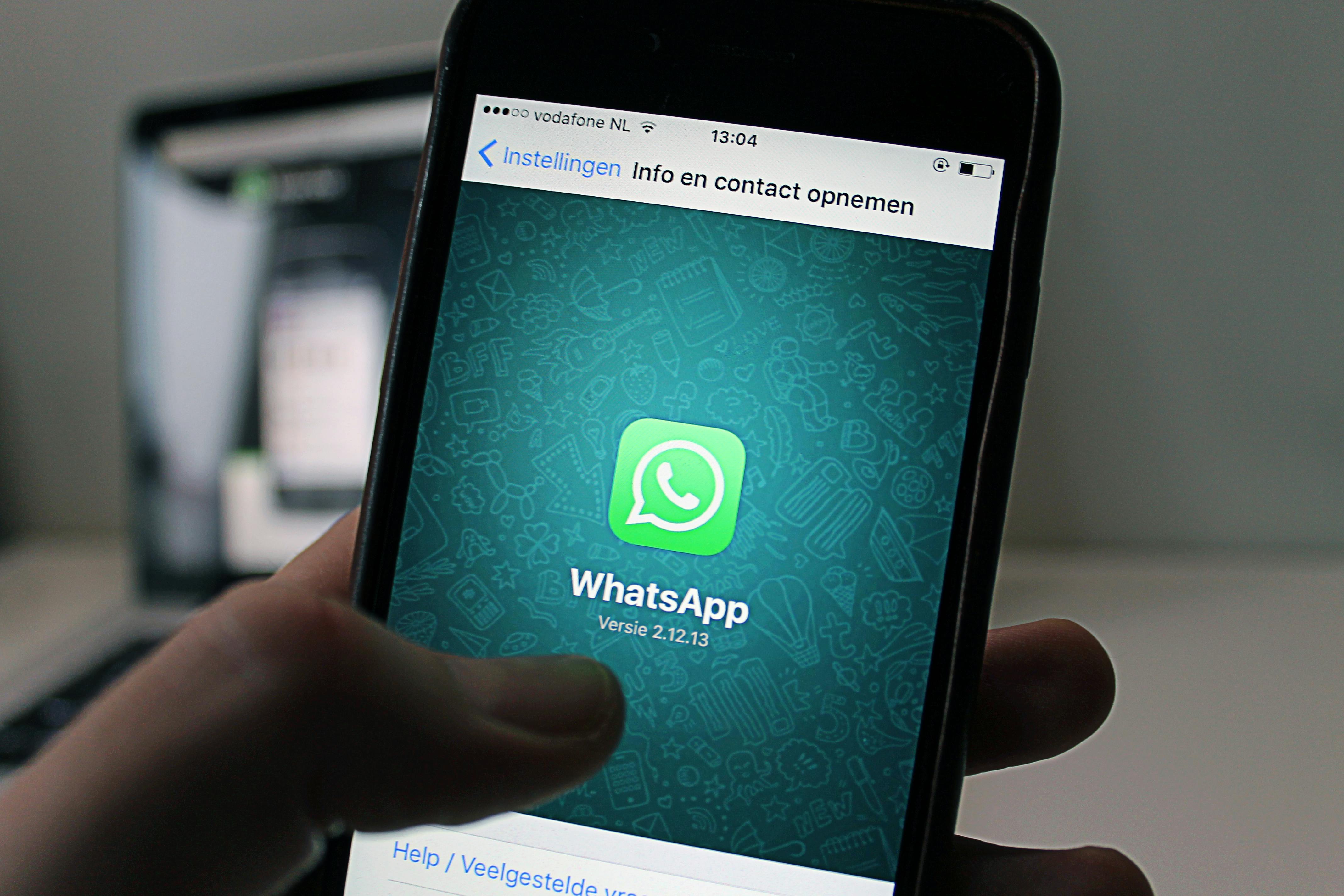 Whatsapp Application Screenshot \u00b7 Free Stock Photo