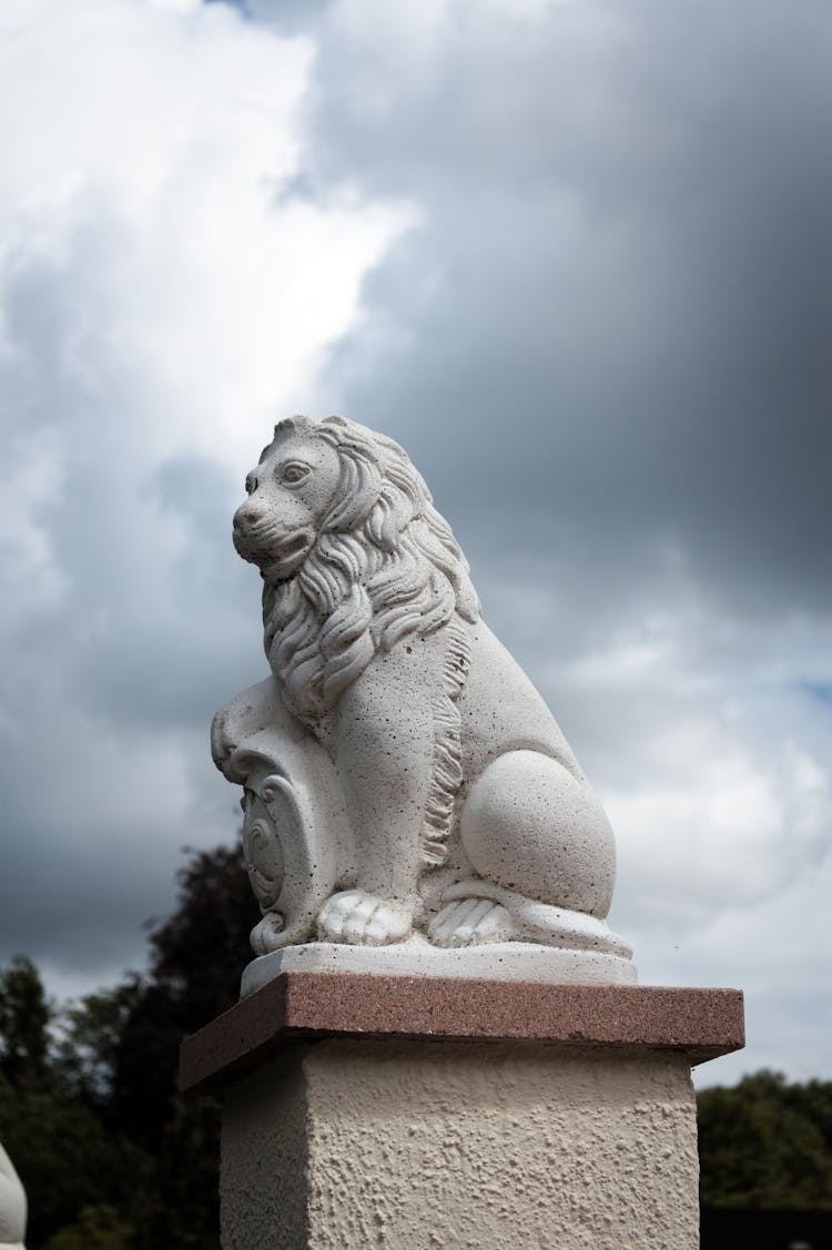 White Lion Statue