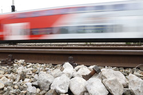 Základová fotografie zdarma na téma bahngleis, eisenbahn, hochgeschwindigkeitszug