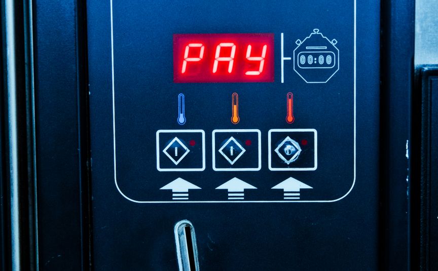 Online Casino: Spielautomaten und Live-Spiele im Überblick