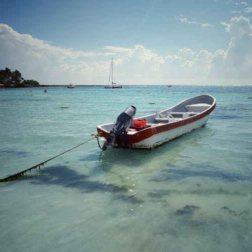 Free stock photo of beach, boat, cancun Stock Photo