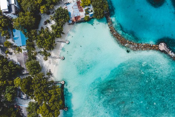 Return flights to the Maldives from London starting from £333