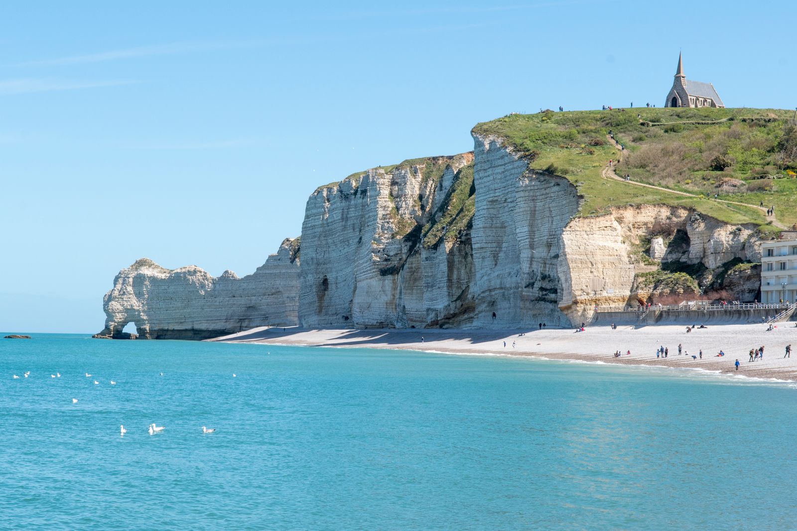 Falaises d'Étretat avec l'arche et la chapelle, Normandie