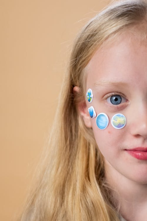 Girl With Blonde Hair With Blue Eyes