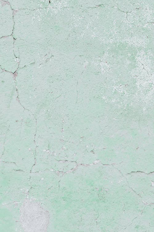Free Cracks in Concrete Wall Stock Photo