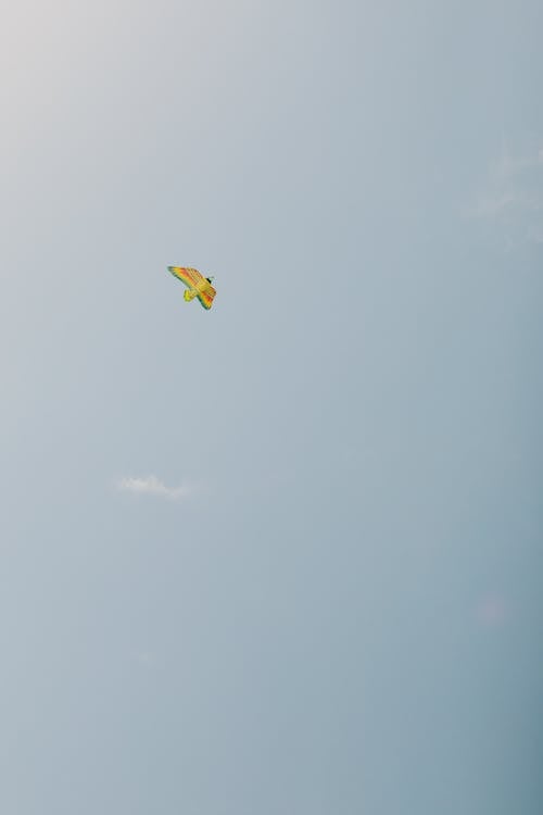 垂直拍攝, 天空, 風箏 的 免費圖庫相片