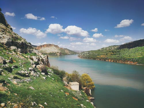 Kostenloses Stock Foto zu blauer himmel, landschaft, landschaftlich