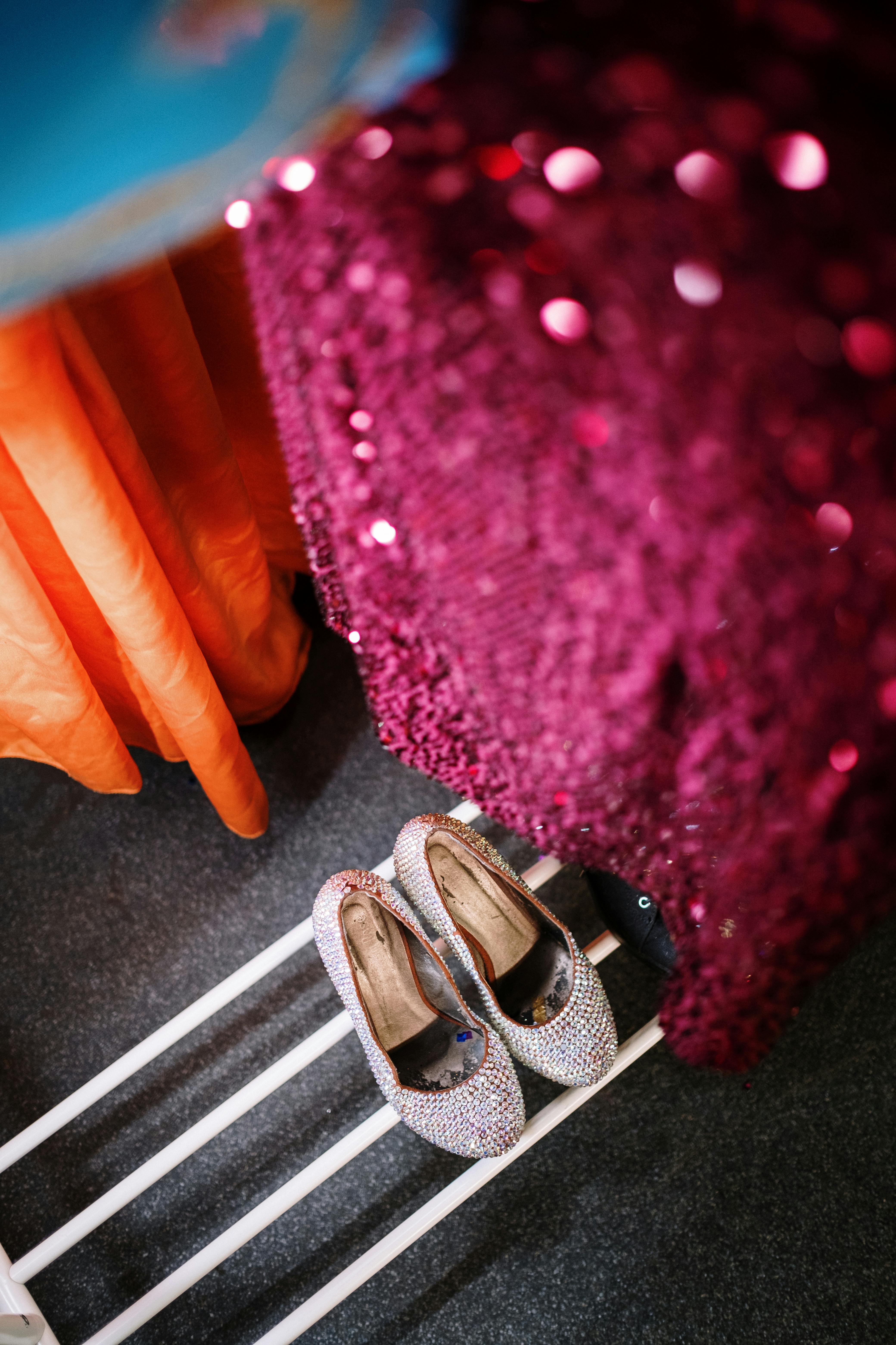 low top ones black and white