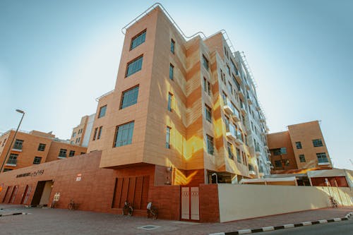 Free Brown Concrete Building Under Blue Sky Stock Photo