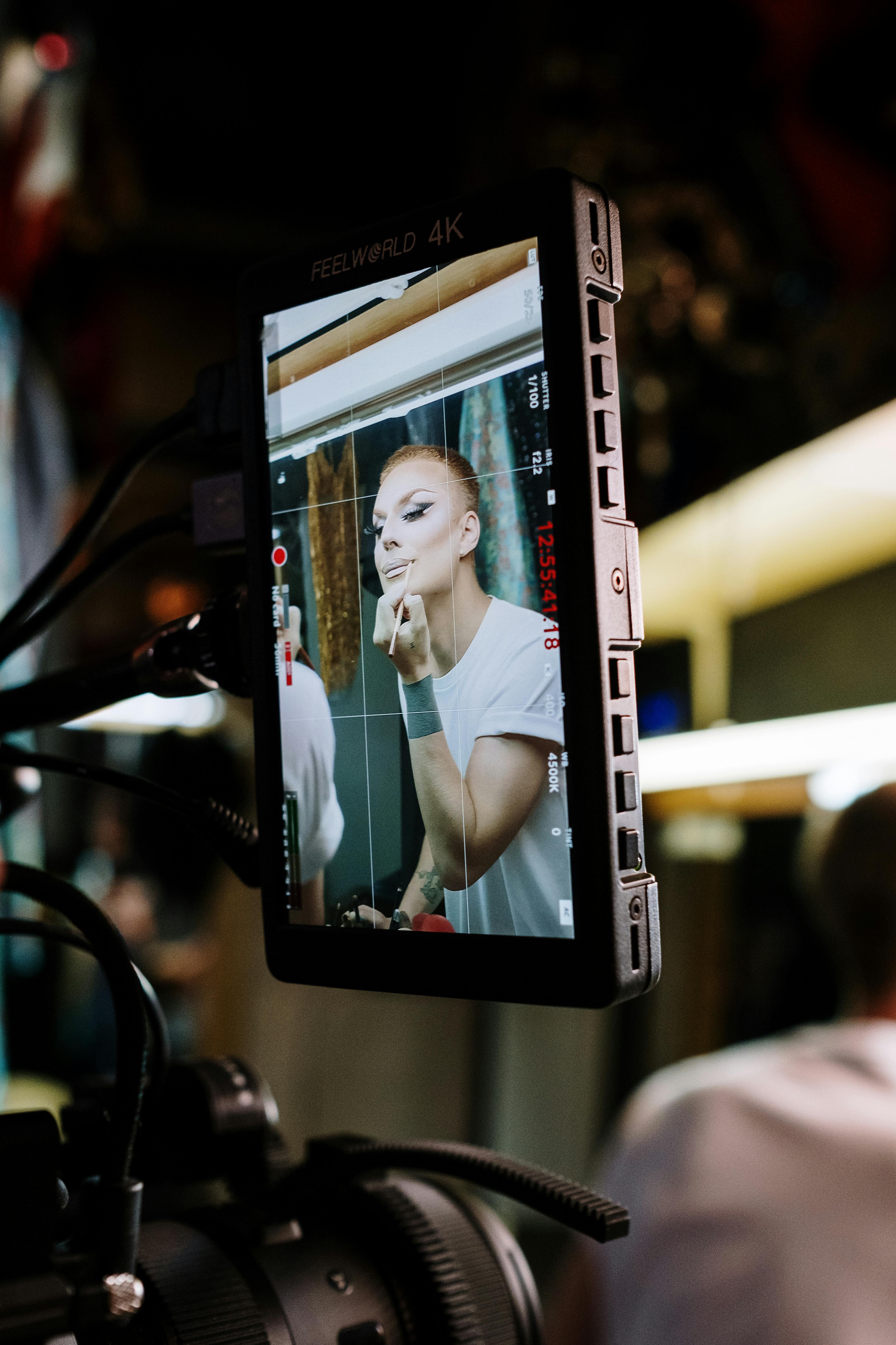 grátis Foto profissional grátis de arte performática, batom, bem-estar Foto profissional