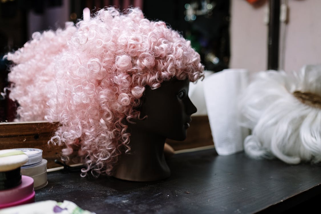 How Creative Wigs Are Developed by Excellent Wig Makers?