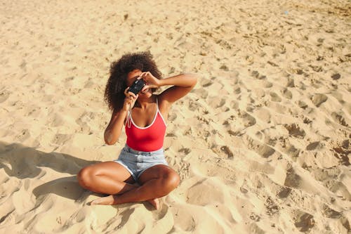 Photos gratuites de afro, appareil photo noir, brune
