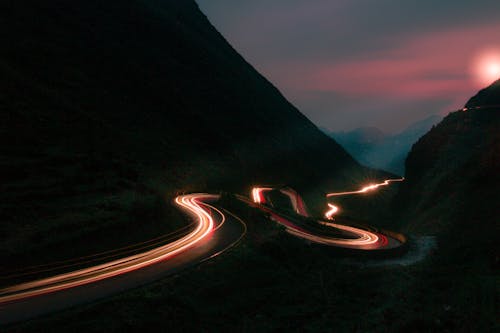Безкоштовне стокове фото на тему «вечір, гірська сторона, гірський перевал»
