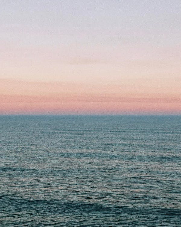 Dawn over Sea · Free Stock Photo