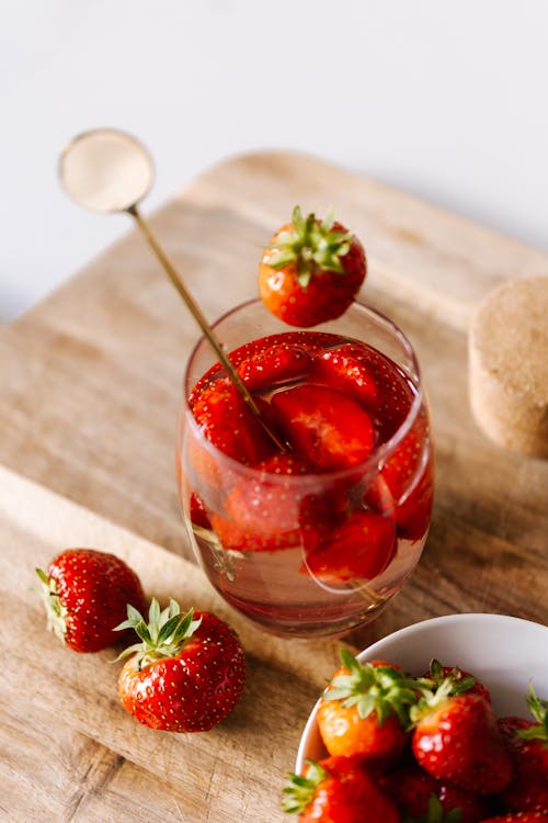 Kostenloses Stock Foto zu erdbeeren, erfrischung, früchte