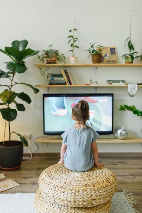 “Help – My Child Has Been Watching TV at Nursery”: Facts About Screen Time in School Settings