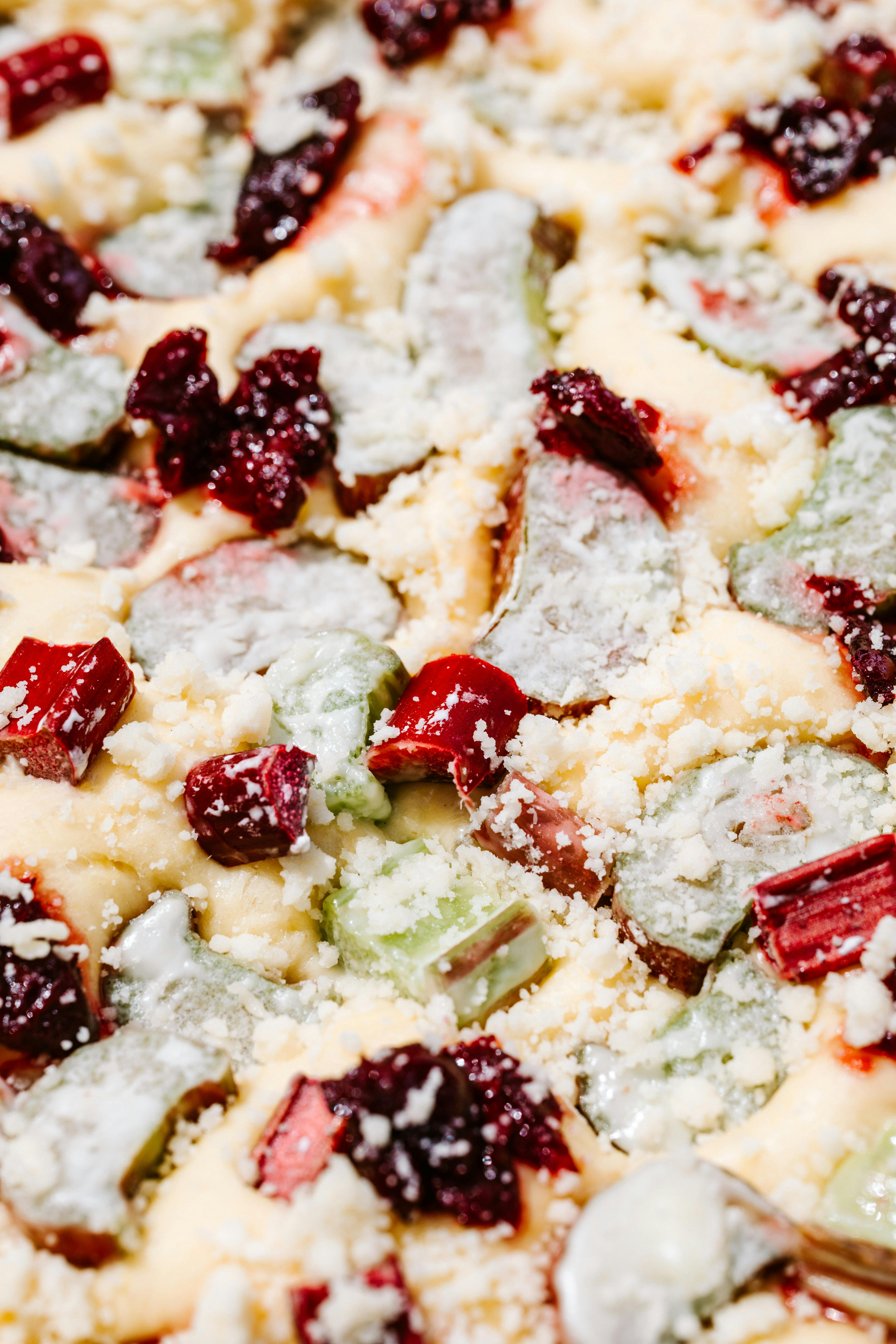 Rebarborový koláč: Jednoduchý jarný recept, ktorý je šťavnatý, svieži a zvládne ho každý