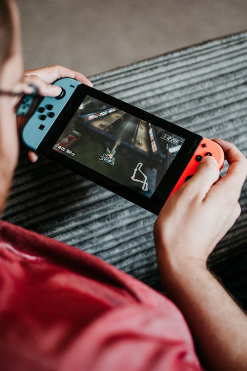 ブラックニンテンドー3 Dsを持っている人