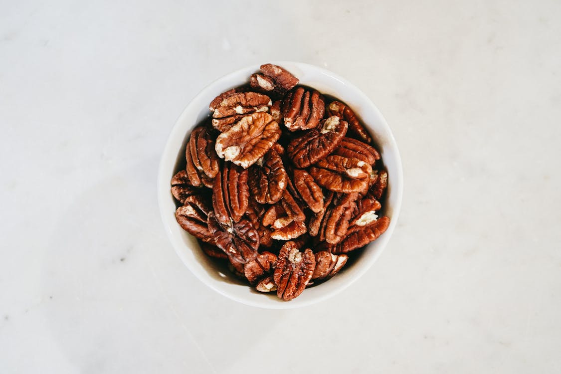 7 Best Healthy Nuts That Can Improve Memory Retention Easily