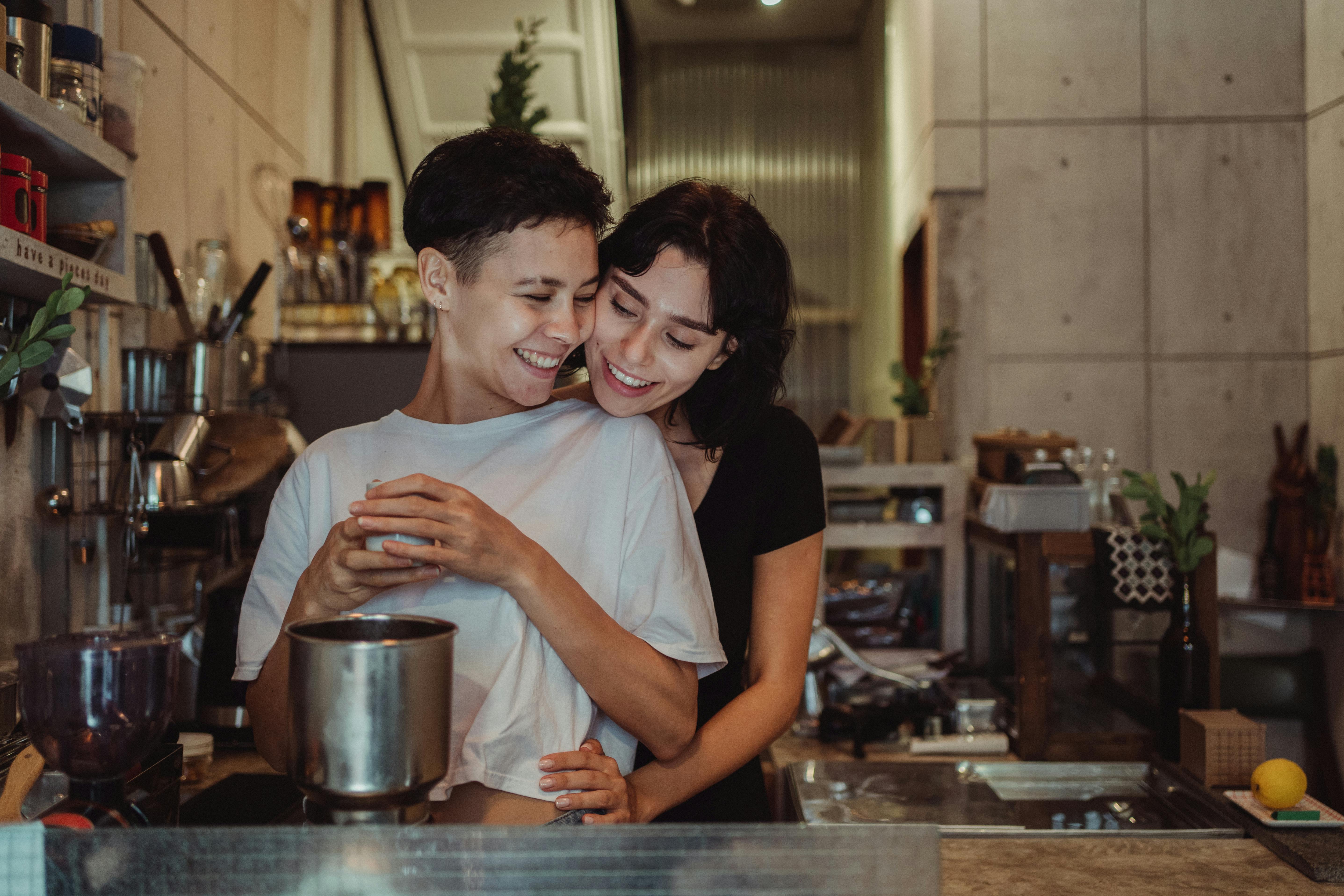 real estate buy sell rent real estate buying & selling brokerage — Photo by Ketut Subiyanto on Pexels