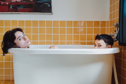 Free Two Women Taking a Bath Together Stock Photo
