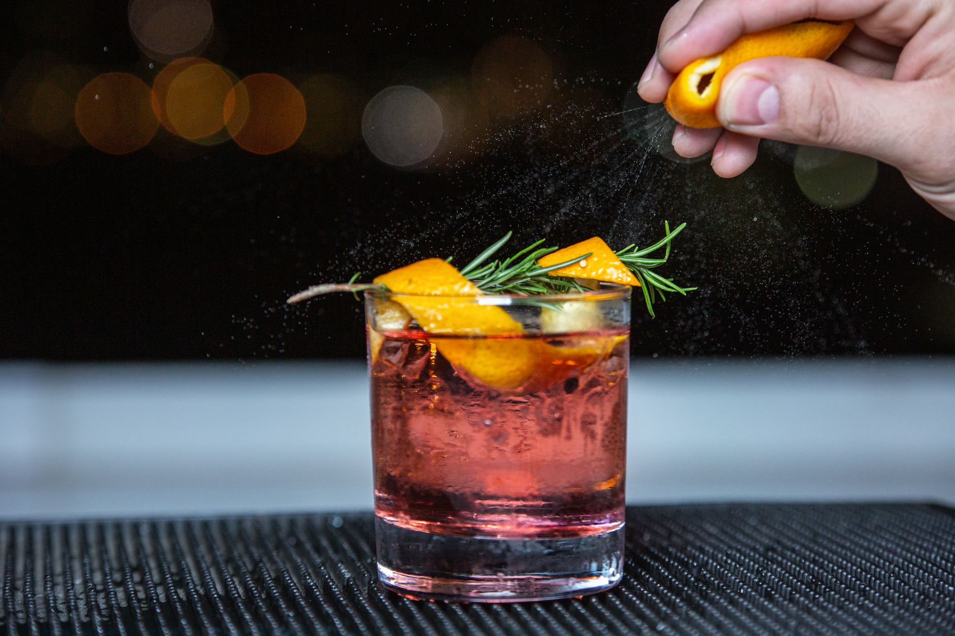 5 Rooftop Bars Worth Your Friday Night in Singapore — And the Drinks to Order at Each