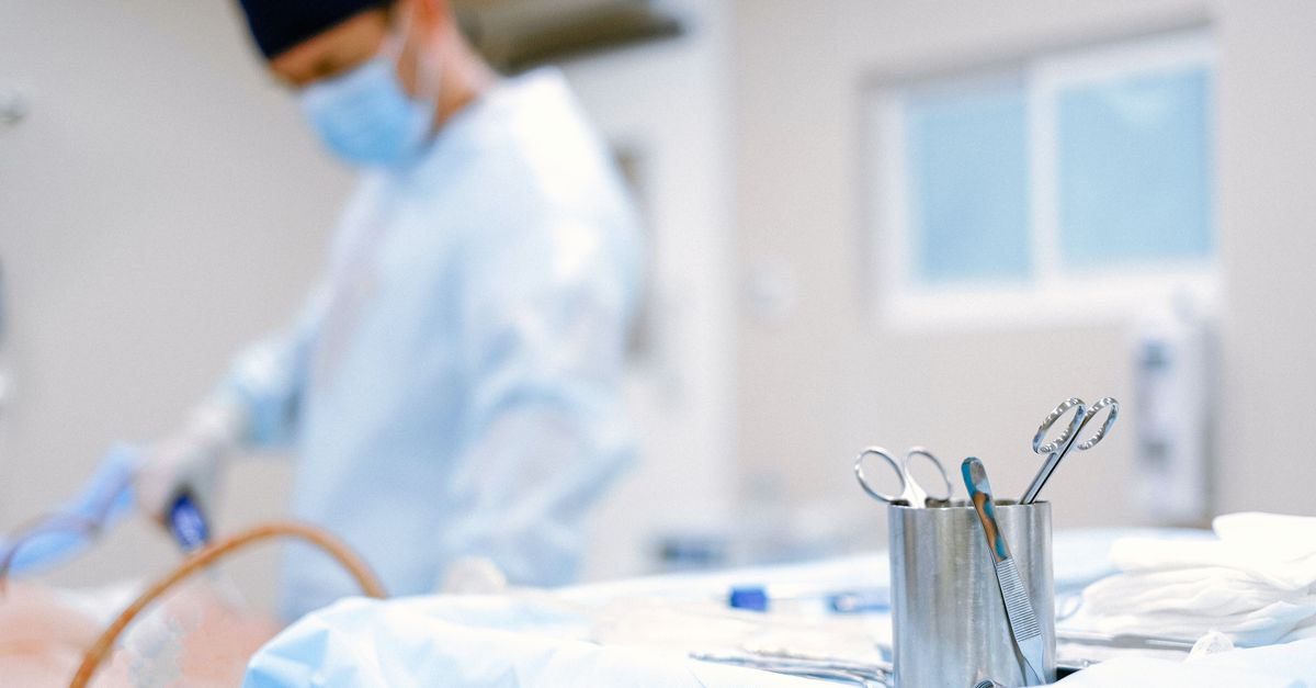Best Retinal Detachment Surgery Specialists in Mumbai