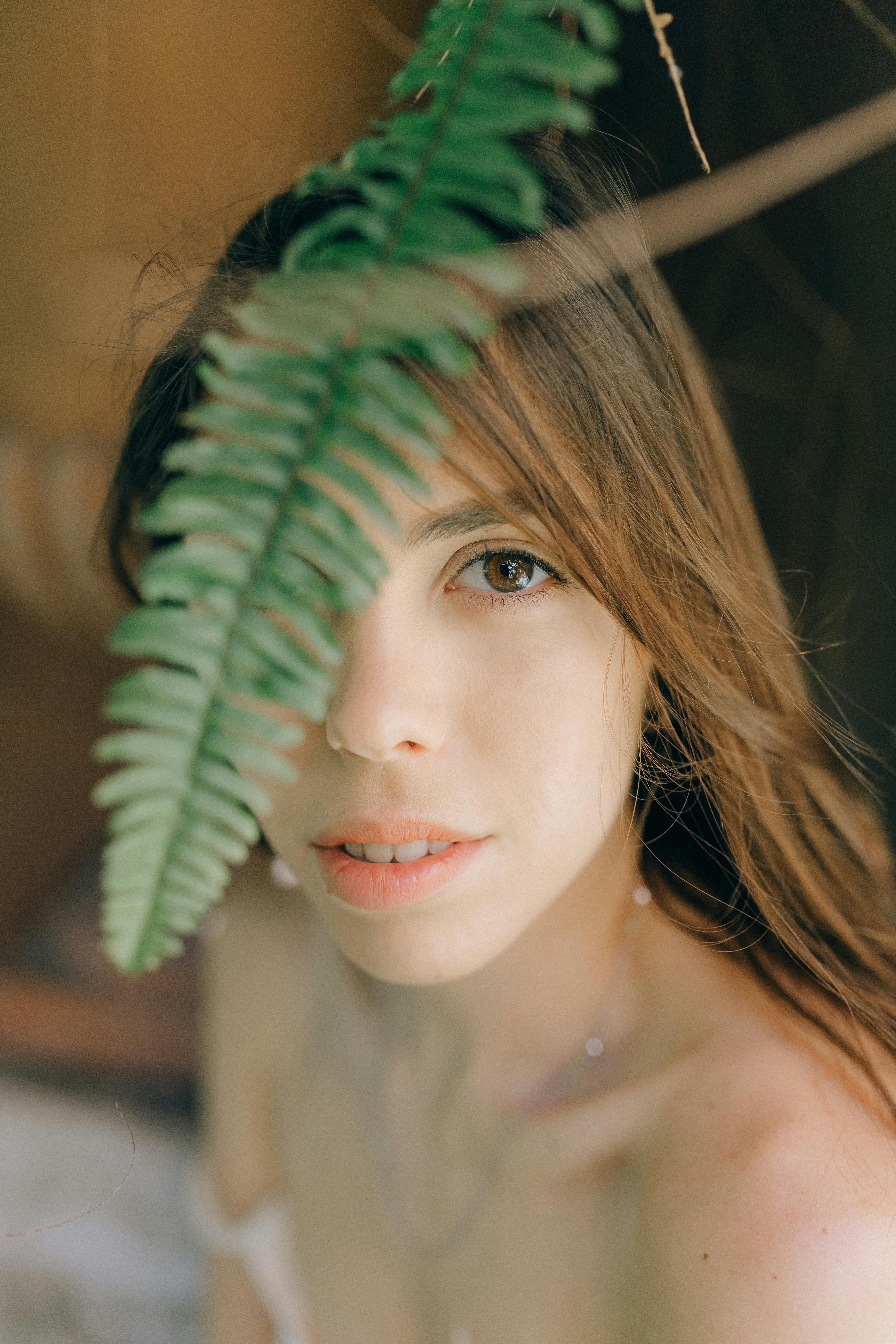 Why did humans lose their tails?