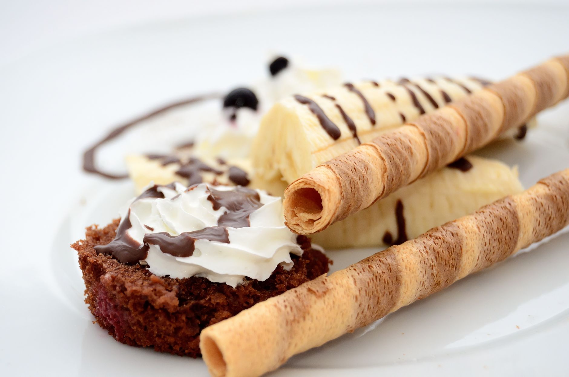 Banana upside down cake served with ice cream