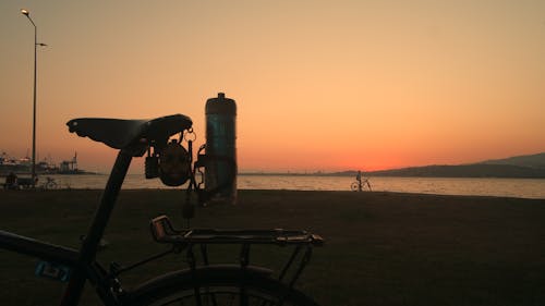 Photos gratuites de b17, bicyclette, coucher de soleil