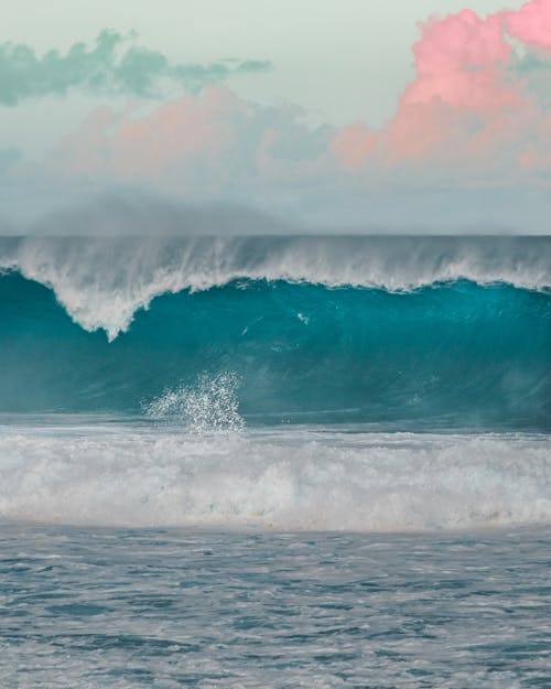 70,000+ Best Ocean Waves Photos · 100% Free Download · Pexels Stock Photos