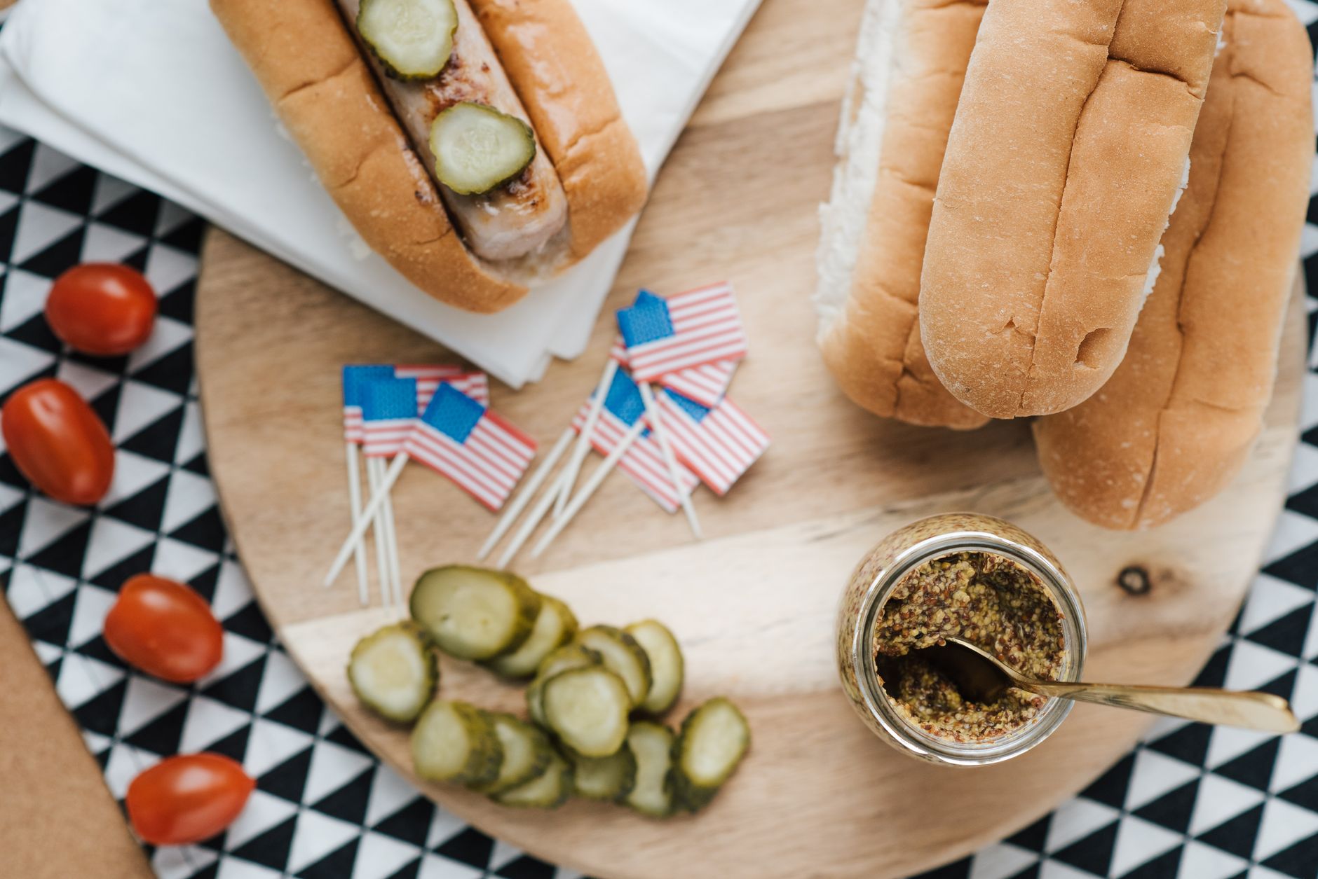 Serving suggestion with hot sweet mustard