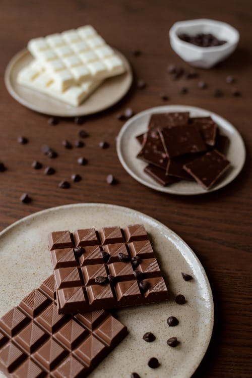Süße Schokolade Auf Keramikplatten Zu Hause