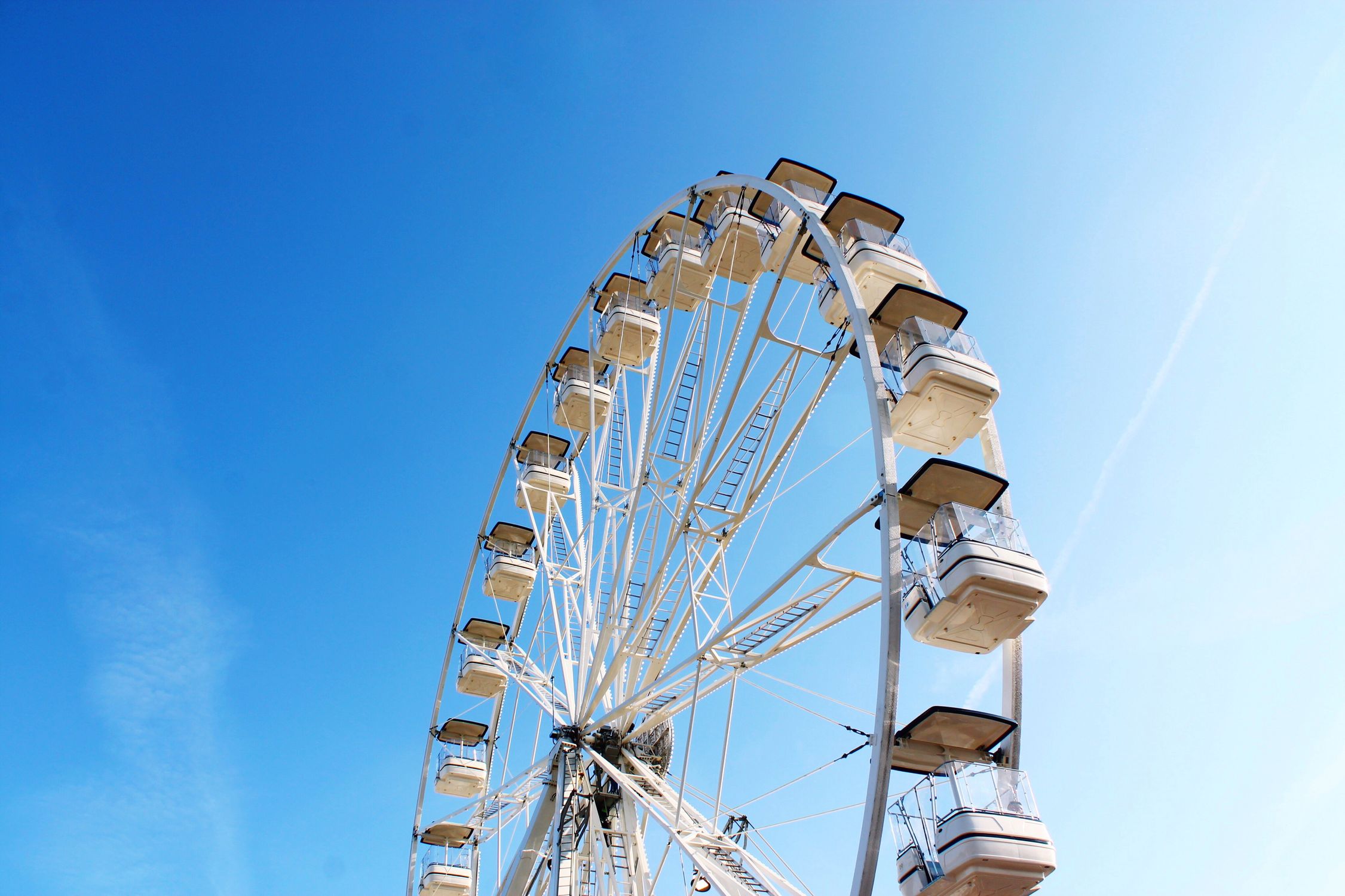 White Ferris Wheel Under the Blue Sky · Free Stock Photo
