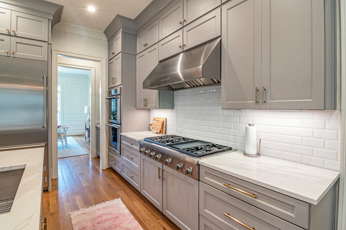 Cabinet Styles That Suit Dove Grey Best