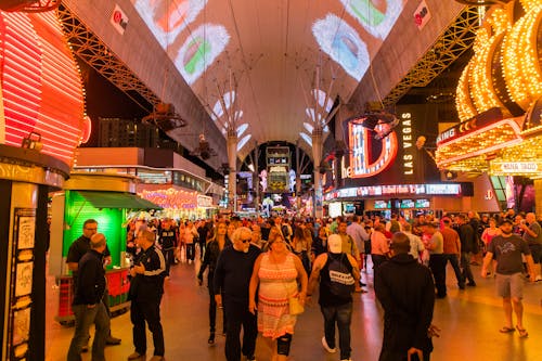 Бесплатное стоковое фото с freemont, fremont, fremont street