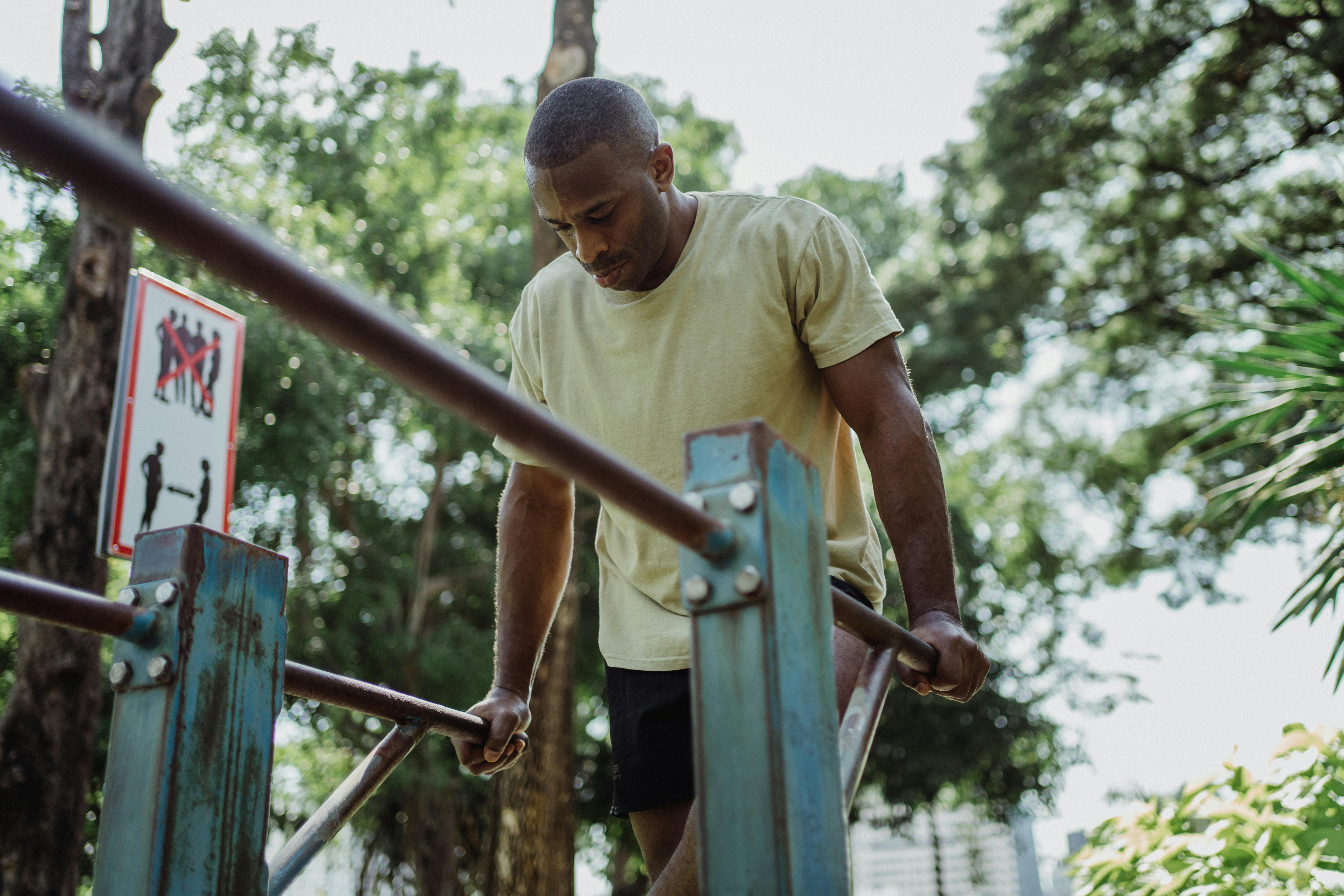 fitness workout safety — Photo by Ketut Subiyanto on Pexels