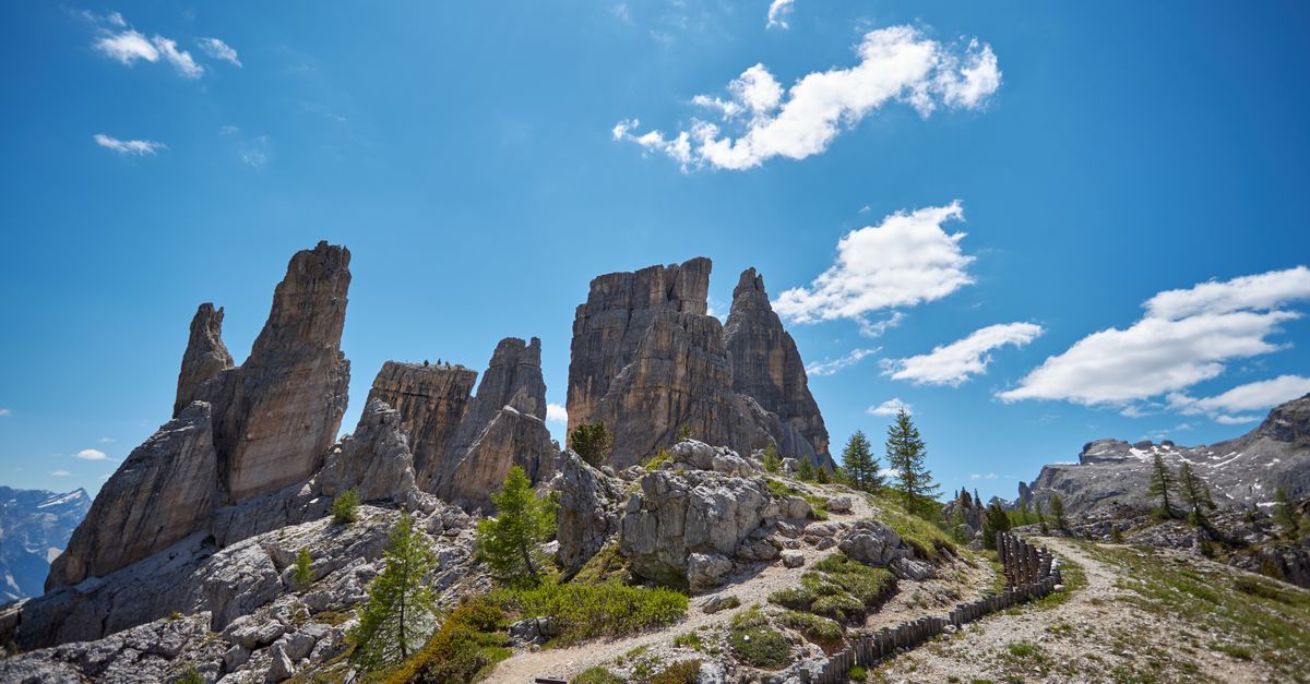 Cinque Torri Rock Formation in Dolomites, Italy · Free Stock Photo