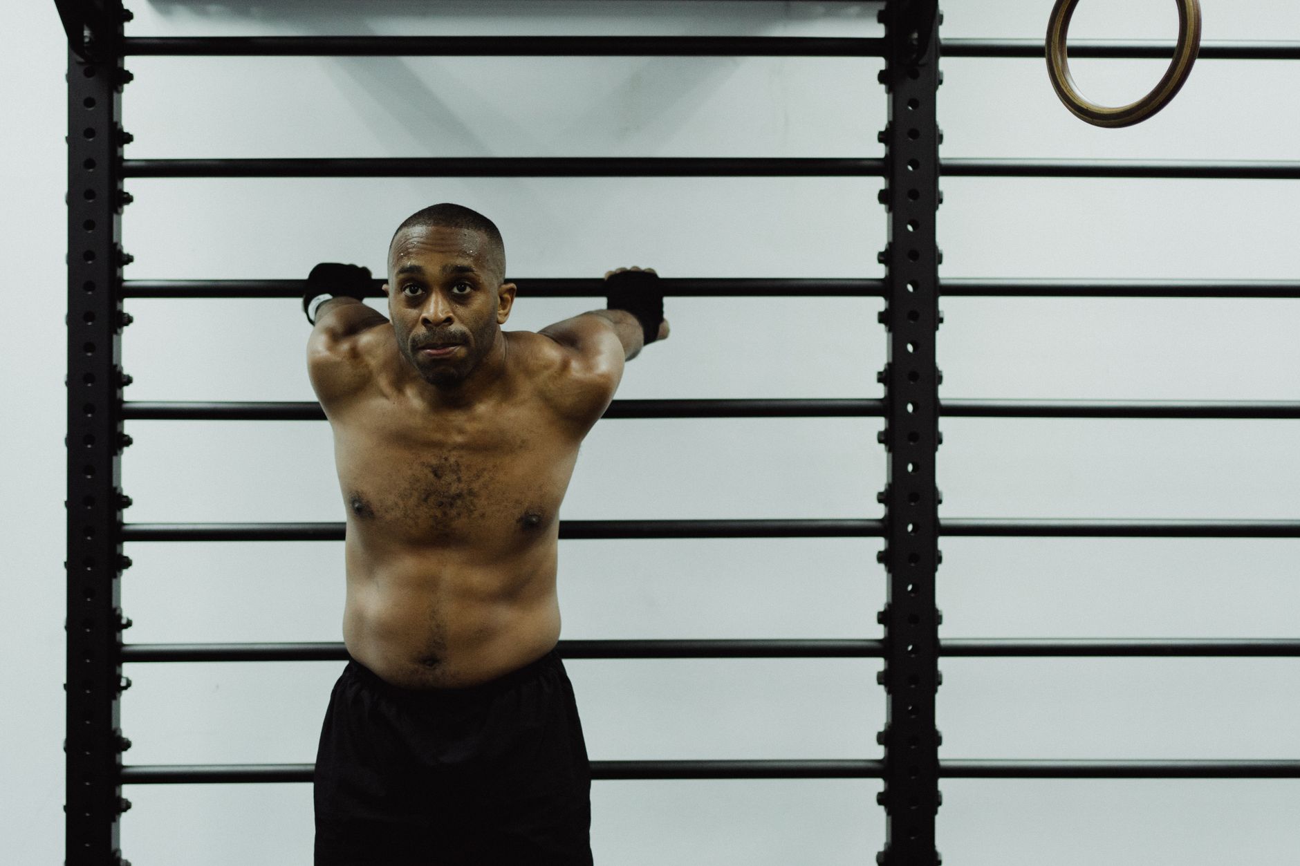 Pull-ups vs. Chin-ups: Which Exercise Reigns Supreme for Your Workout?
