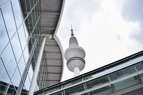 Gratis lagerfoto af anz viaduct begivenhedscenter, bygning, dyster himmel