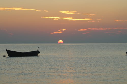 Free stock photo of indian ocean, meeting sunrise, sunrise Stock Photo