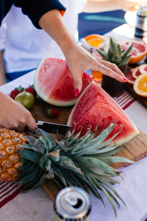 ahşap, Ananas, anonim içeren Ücretsiz stok fotoğraf