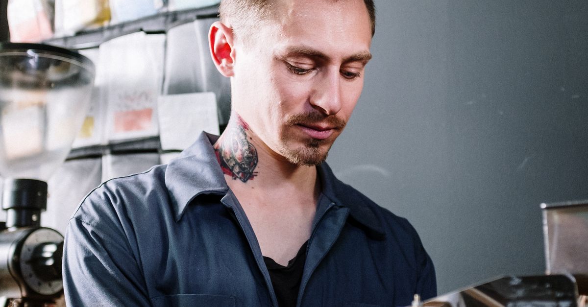 The Role of Automation in Streamlining Custom Packaging for Modern Retailers