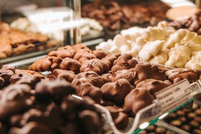 Wholesale Milk and Dark Chocolates in Wadgaon Road Yavatmal
