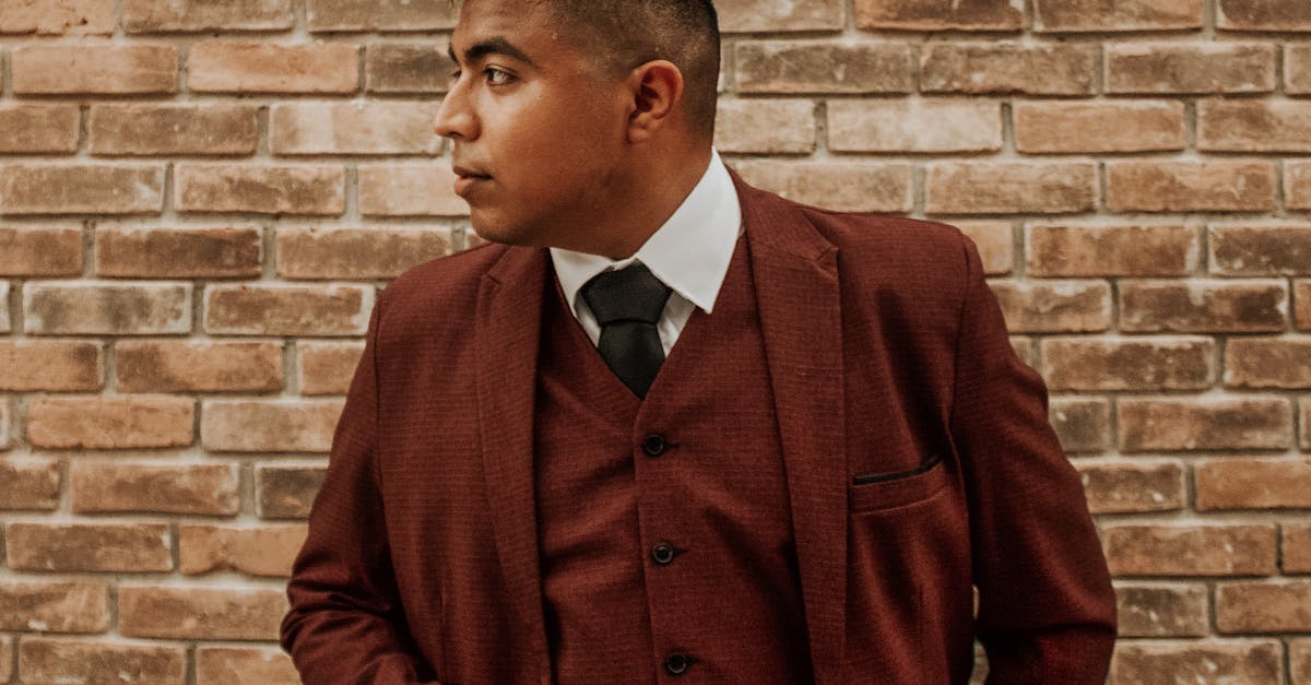 How to measure waist size for suit pants