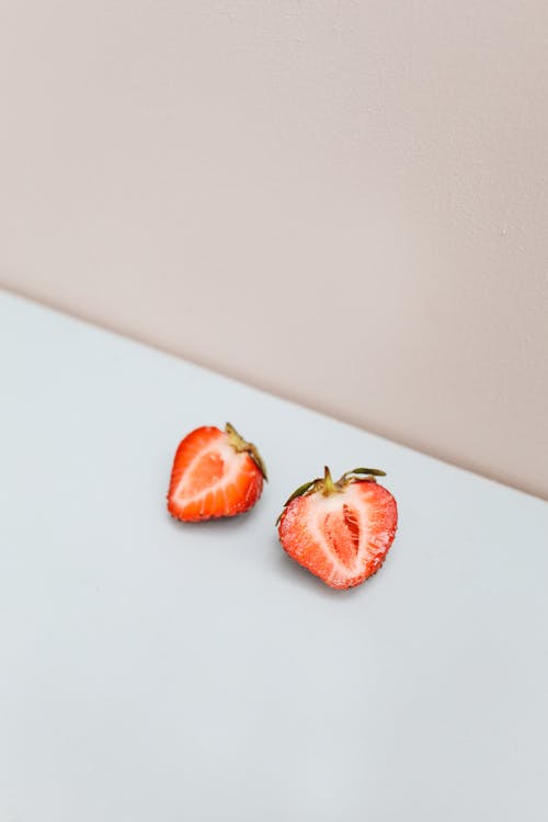 Free Close-Up Photo of a Sliced Strawberry Stock Photo